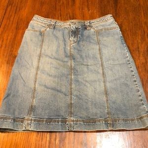 CABi denim skirt size 4